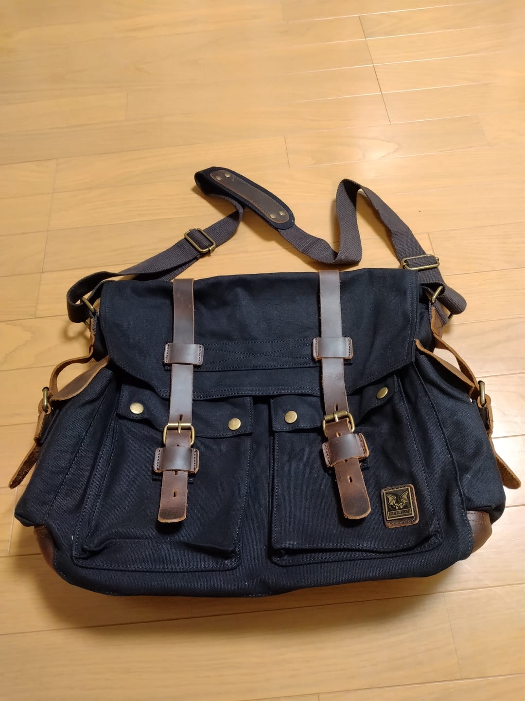 Customer photo review of 多色展開　キャンバス&本革異素材コンビメッセンジャーバッグ