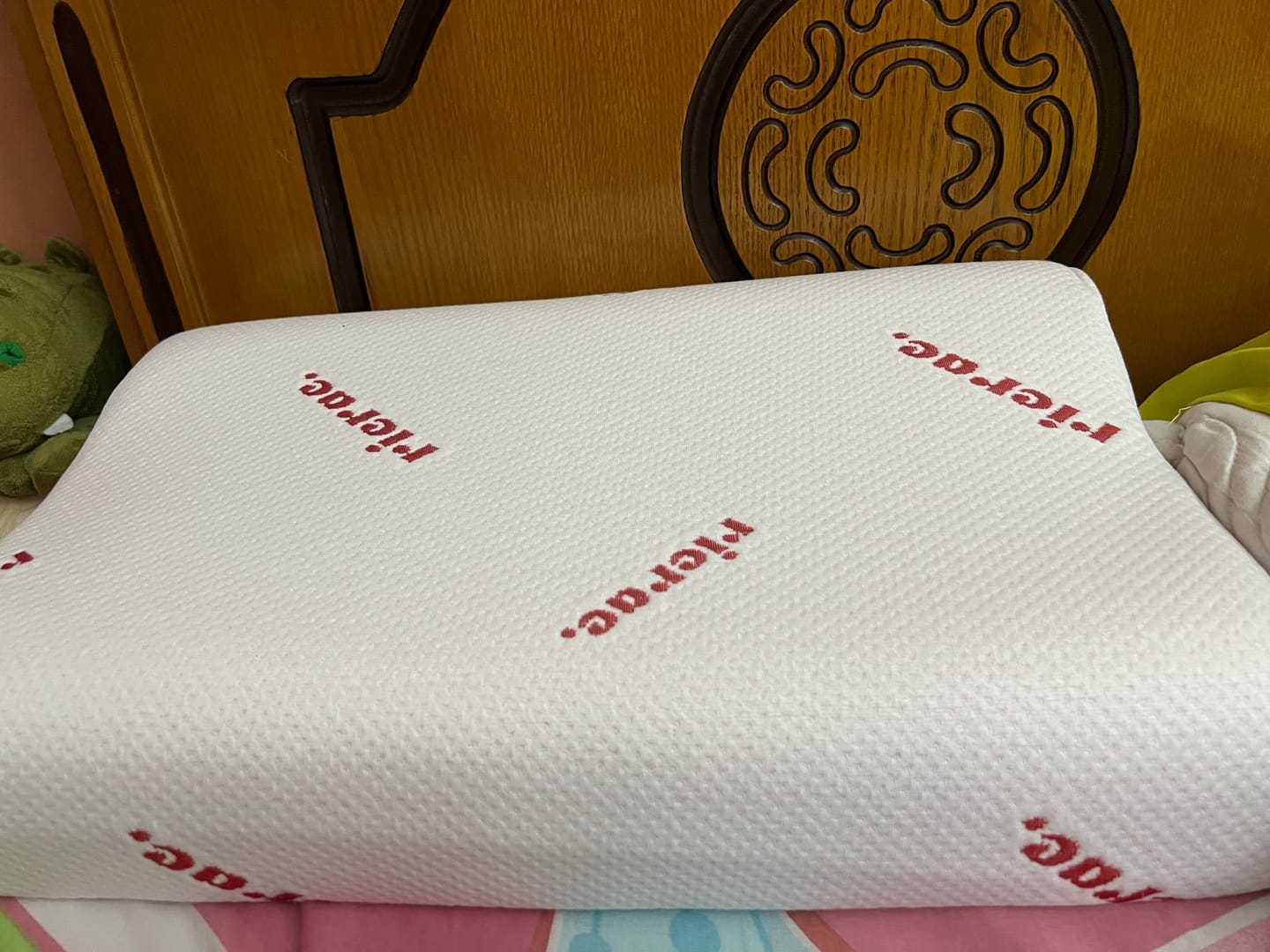 Customer photo review of Wavy Memory Foam Pillow