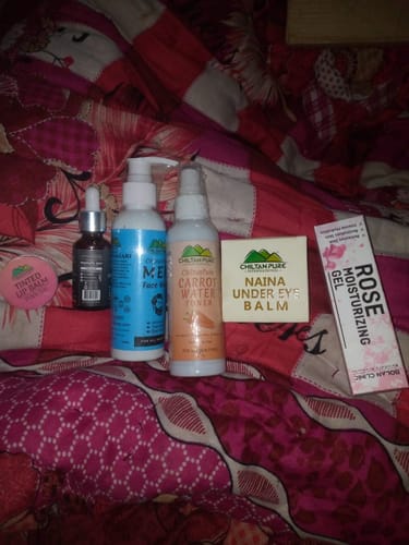 Customer photo review of Naina Under Eye Balm - Reduce Puffiness, Wrinkles, Dark Circles & Under Eye Bags