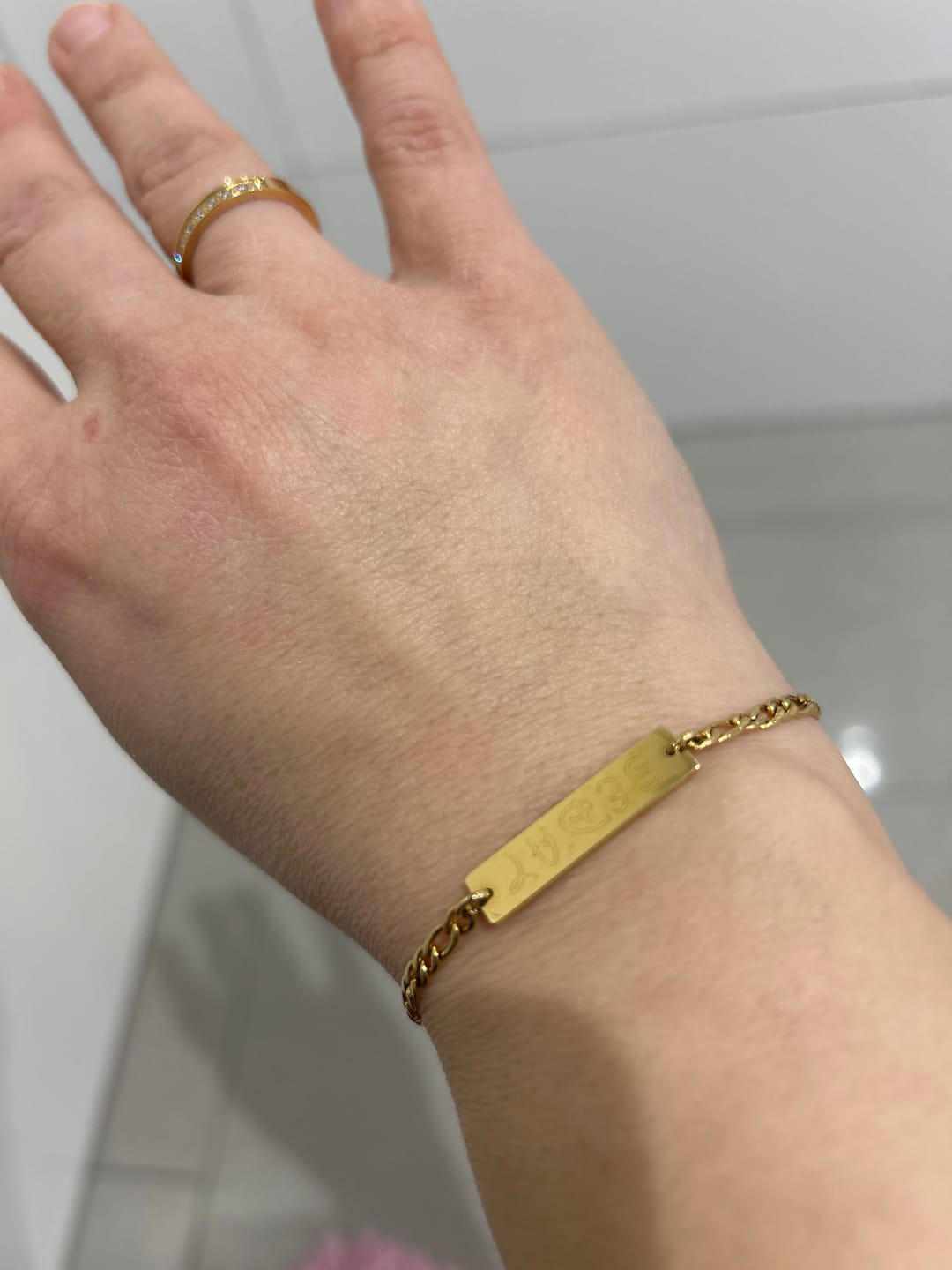 Customer photo review of Figaro Bar | Armband + Gravur