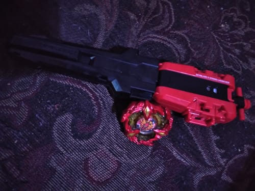 Customer photo review of TAKARA TOMY Beyblade X Launcher Grip BX-11