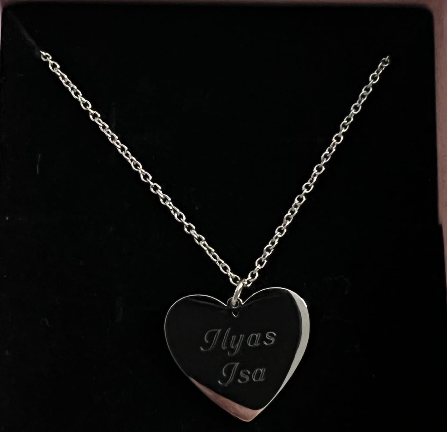 Customer photo review of Heart | Halskette + Gravur