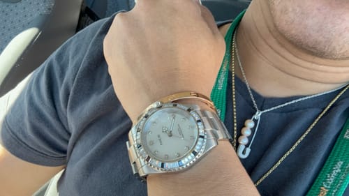 Customer photo review of Luxe Bezel Diamond Watch