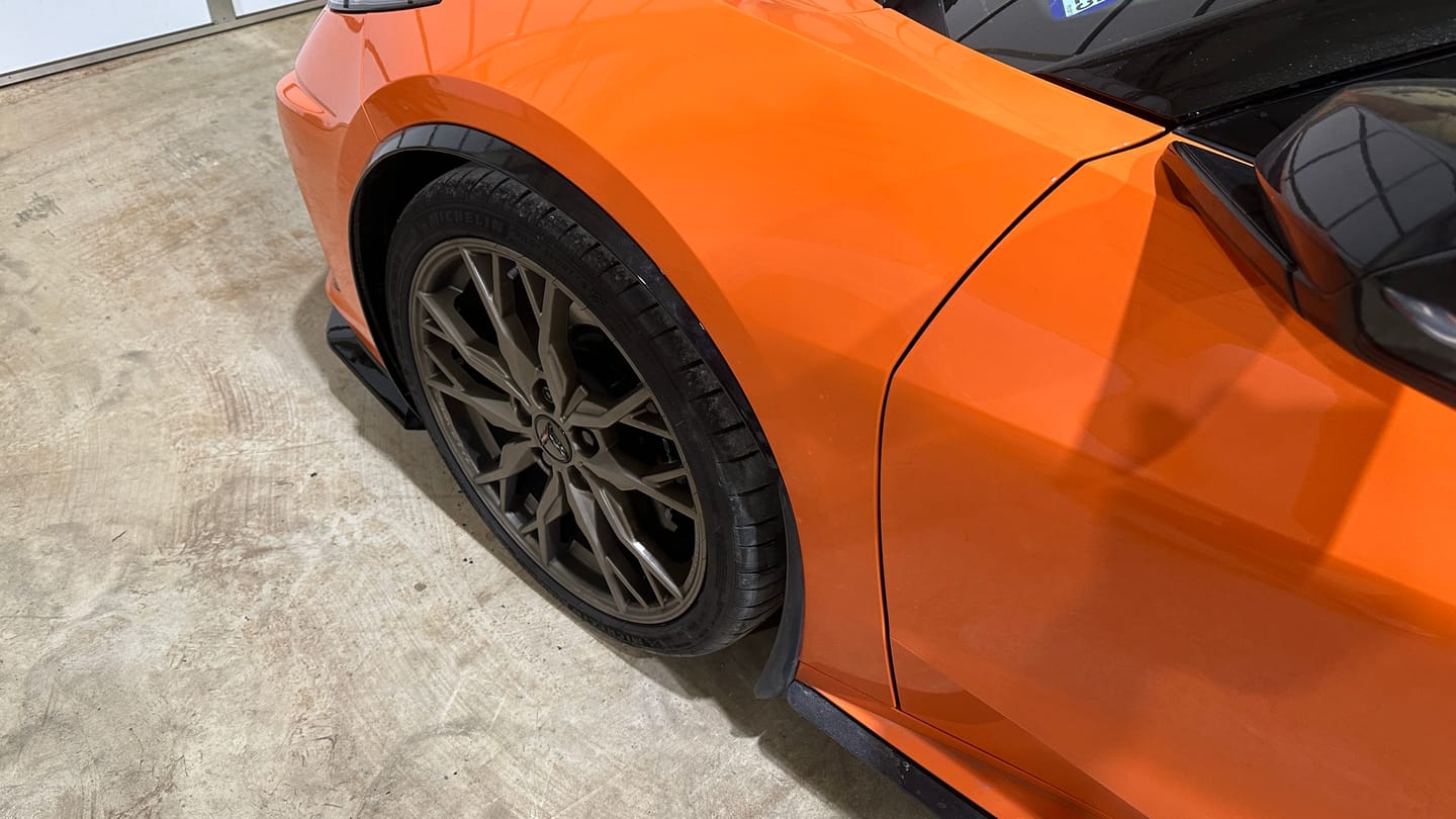 Customer photo review of Chevrolet Corvette C8 Carbon Fiber Side Wheel Fender
