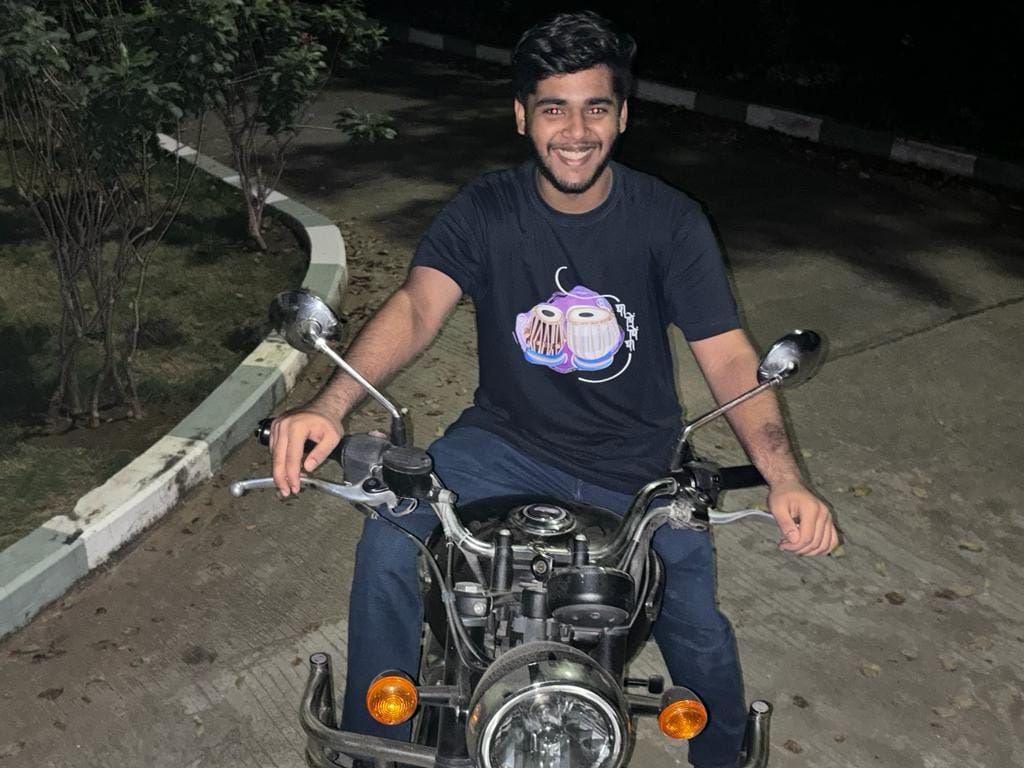 Customer photo review of Tabla, beat of happiness