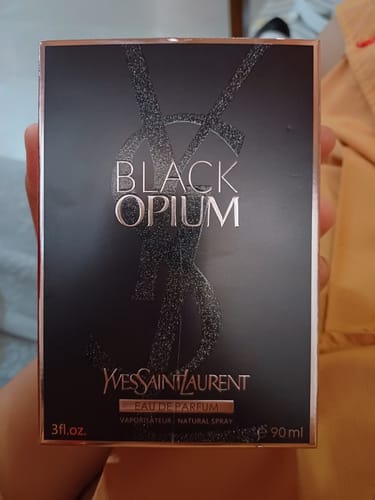 Customer photo review of Yves Saint Laurent Black Opium 90ml
