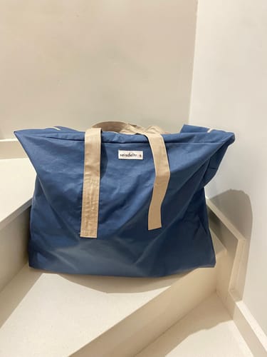 Customer photo review of Bolsa MyBigBag Petrol con asas y cremallera piedra