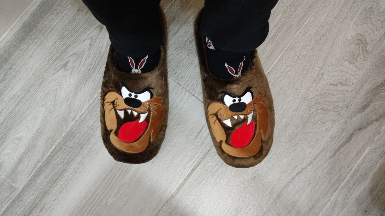 Customer photo review of Zapatilla casa demonio de Marpen Slippers