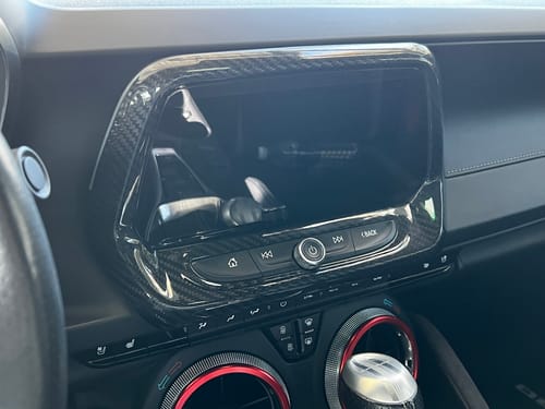 Customer photo review of 2016-2024 Chevy Camaro Carbon Fiber Infotainment Radio Screen Trim Cover
