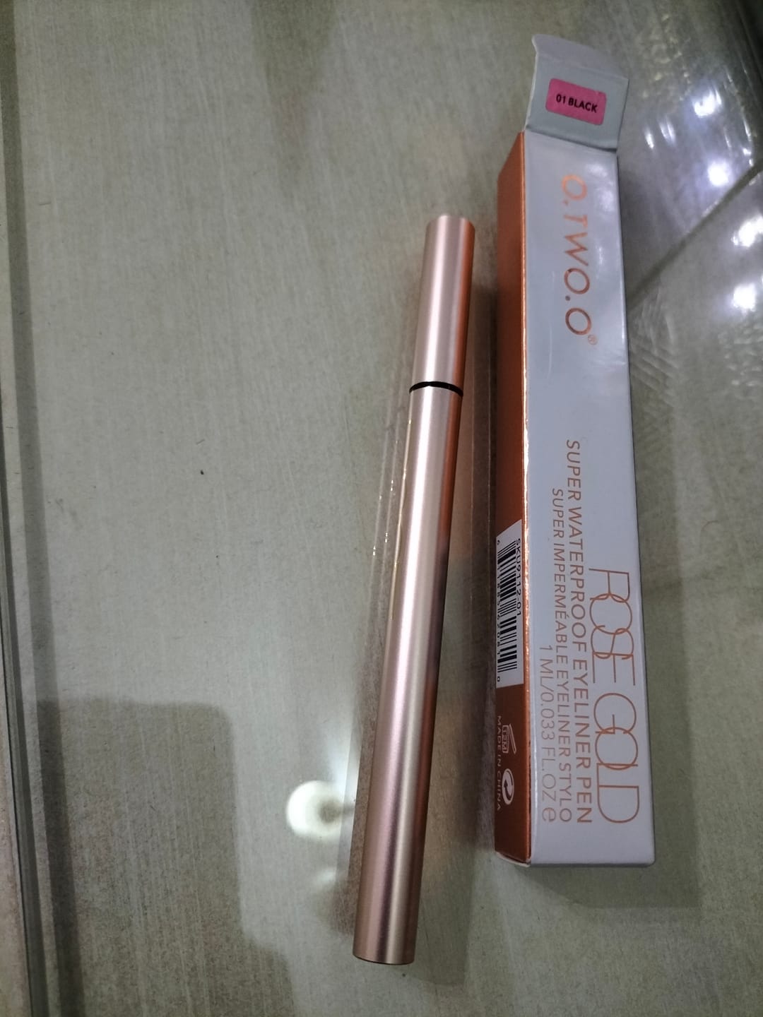 Customer photo review of O.TWO.O SUPER WATERPROOF EYELINER MARKER
