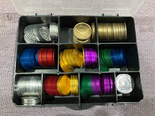 Customer photo review of 24 Hours to 11 Months Sobriety Mint Infinity Aluminum AA Meeting Newcomer Chips - 1 of Each