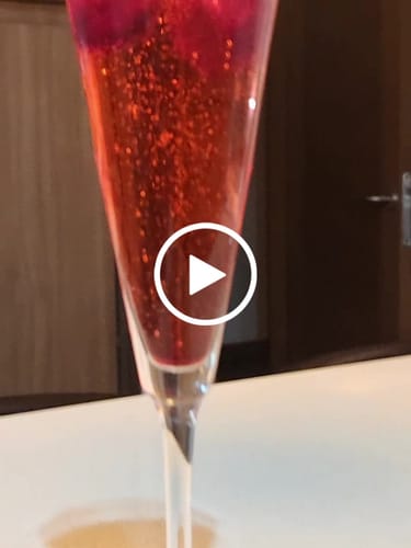 Customer video review of Rosa Jamaica / Hibisco