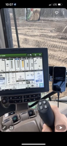 Customer photo review of GADGETME Fast Wireless Charger 15W mit Saugnapf ( PKW & LKW)