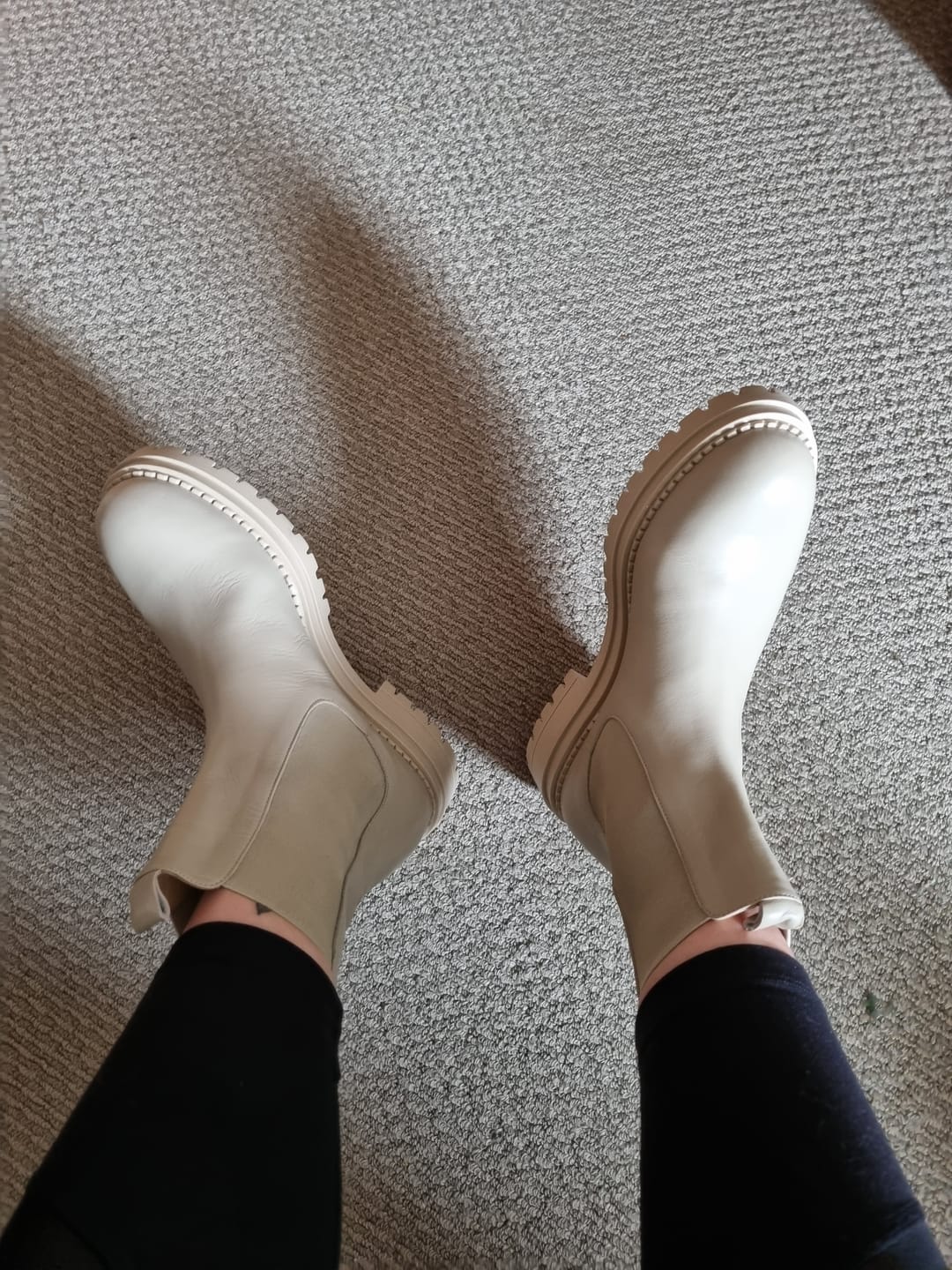 Customer photo review of Dev Boot Cream