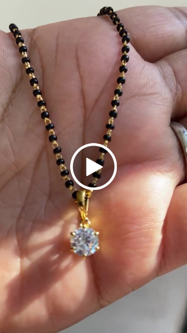 Customer video review of Serenity Mangalsutra | 18K Gold Vermeil