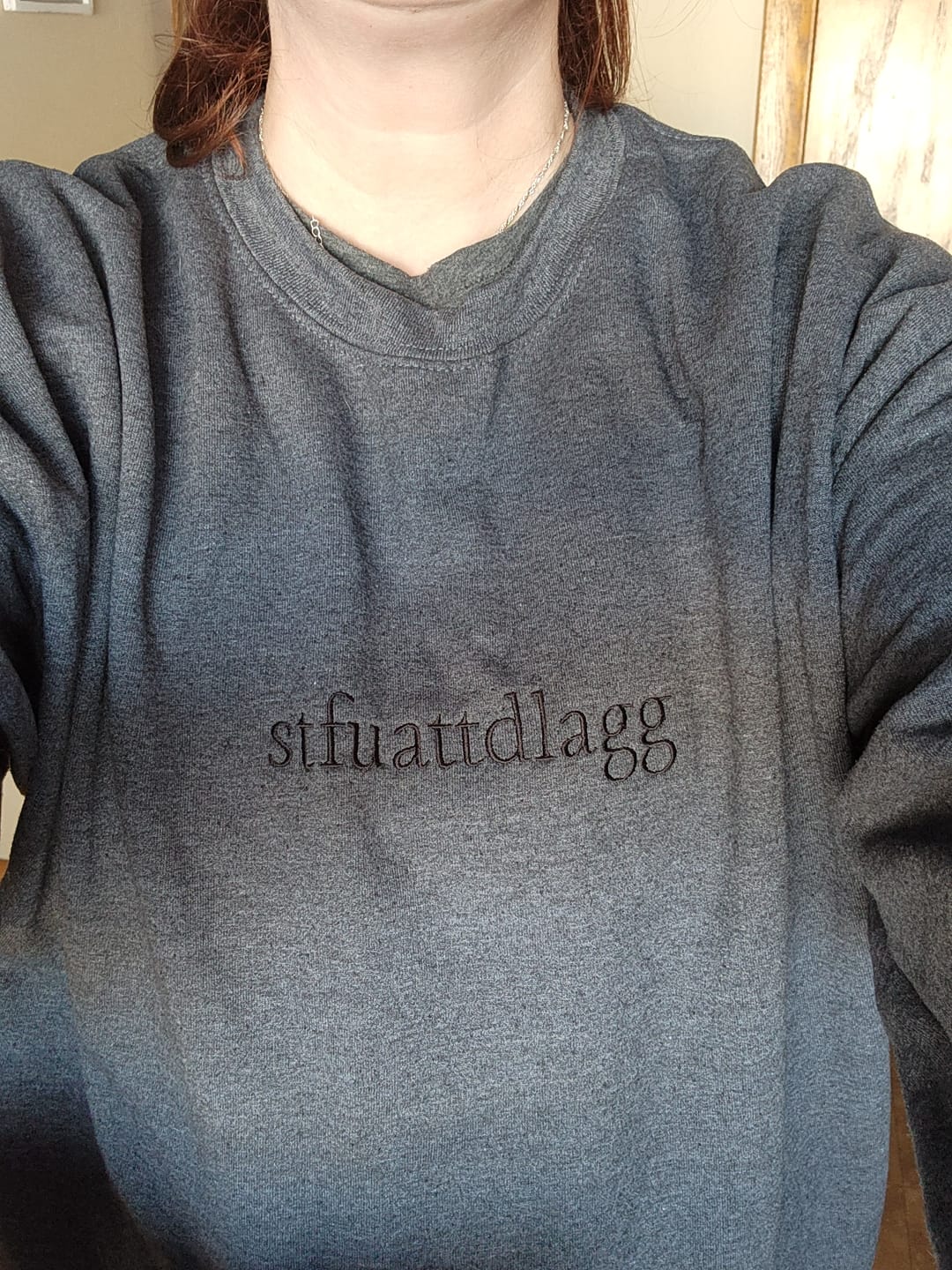 Customer photo review of STFUATTDLAGG embroidered sweatshirt