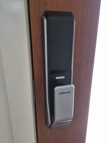 Customer photo review of Samsung SHS-P718