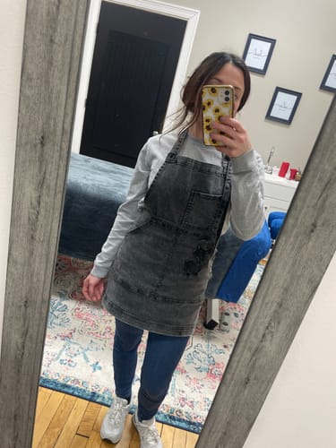 Customer photo review of Black Acid Washed Denim Apron