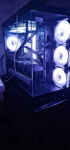 Customer photo review of NEMESIS 4 FAN - AMD Ryzen 7 7700X 32GB DDR5 NVIDIA RTX 4070 12GB ap-130se