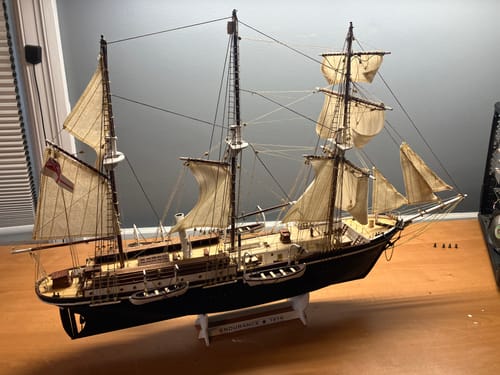 Reseña con foto de un cliente sobre Maqueta Barco HMS Endurance