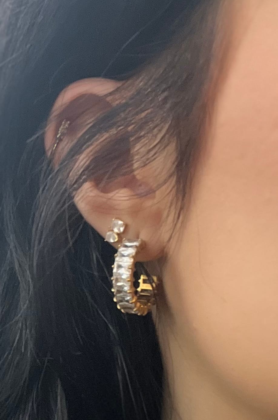 Customer photo review of Cube Stones Creolen | 18K vergoldet