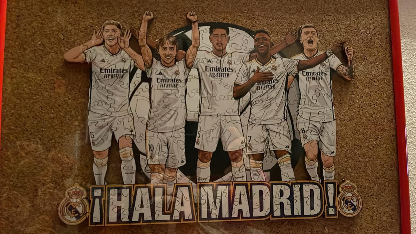 Customer photo review of Real Madrid CF® 5 Players - Wooden Puzzle (LIMITED EDITION)