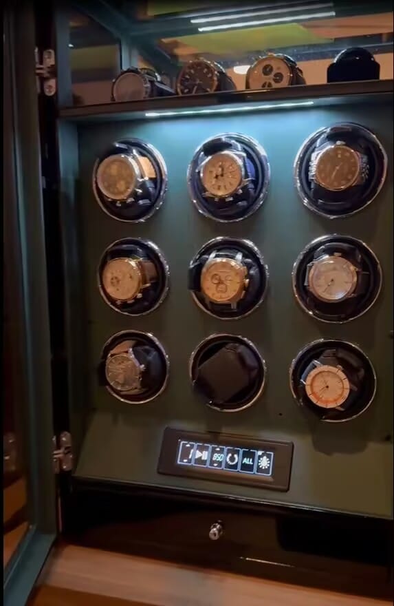 Customer photo review of Fingerprint Lock 9 Watch Winders with 4 Watch Holders Storage LCD Remote Control - Green
