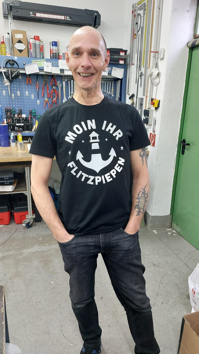 Customer photo review of Moin ihr Flitzpiepen · Herren Premium Bio T-Shirt