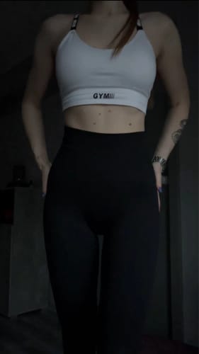 Customer photo review of FitFlex Leggings