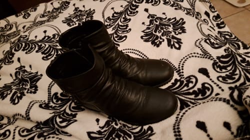 Customer photo review of מגפיים טבעוניים/ג'פרי -שחור O-20K02