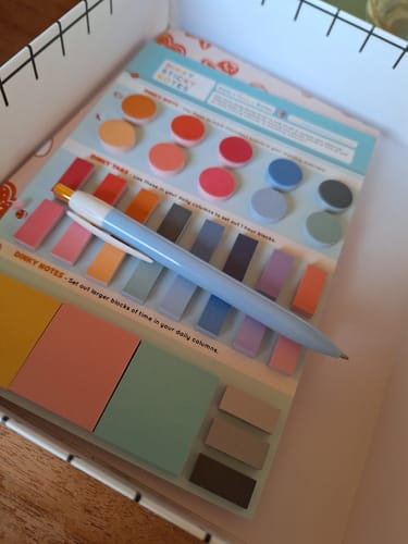 Customer photo review of Freebie Lucky Dip Pastel Pen