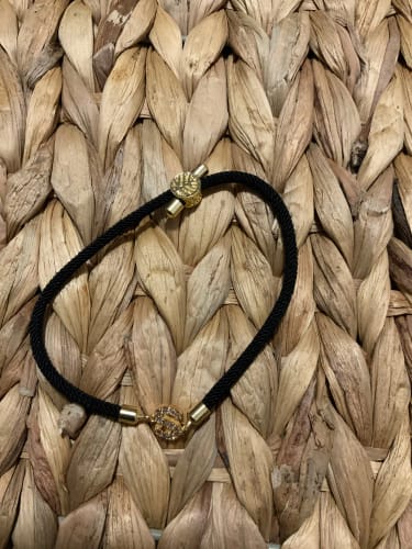 Customer photo review of צמיד עם אות משובצת
