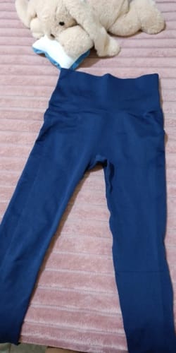 Customer photo review of FitFlex Leggings