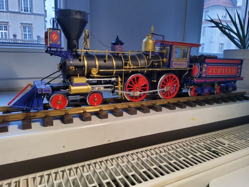Reseña con foto de un cliente sobre Maqueta Tren Jupiter