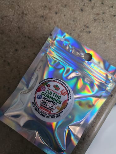 Customer photo review of Free THC Gummy Sample | 4-Pack Assorted Vegan THC Gummy Sample + FREE SHIPPING