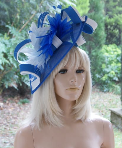 Customer photo review of Feather teardrop coque mount for millinery fascinator wedding hats FM082