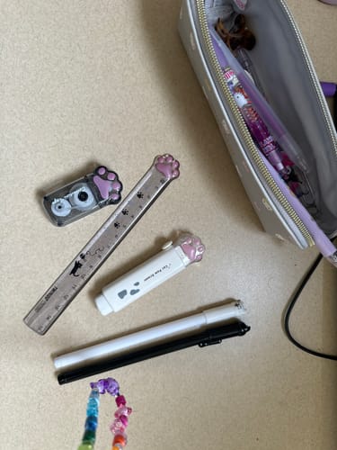 Customer photo review of Cat Paw Retractable Eraser