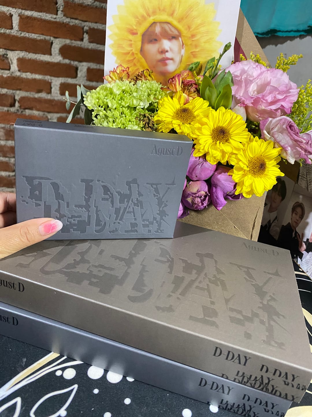 Customer photo review of BTS SUGA - D-DAY 1ST SOLO ALBUM NO P.O.B VER.