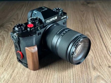 Customer photo review of Fujifilm XT5 Grip Wood (X-T5)