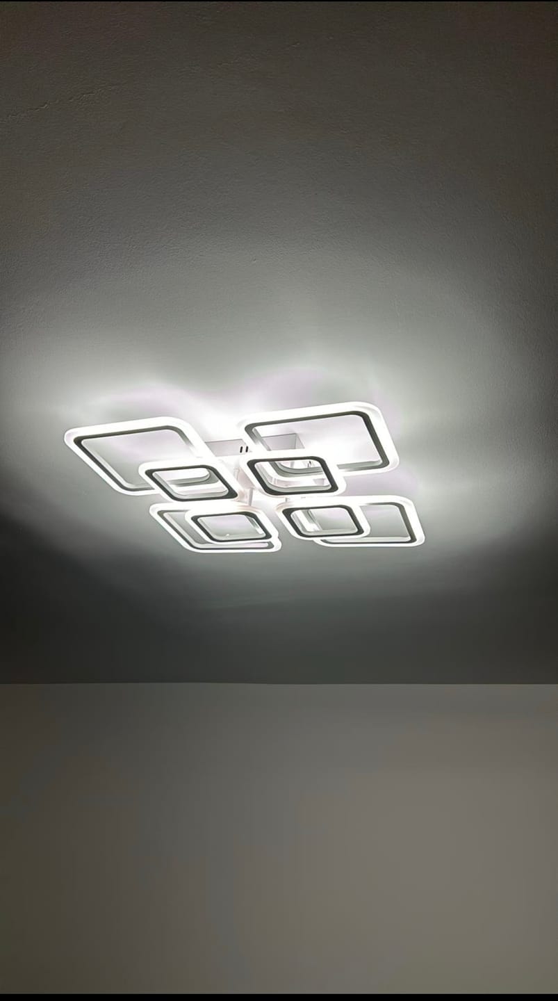 Customer photo review of Lustra LED 4+4 SQUARE GIGANT Echivalent 1000W Telecomanda