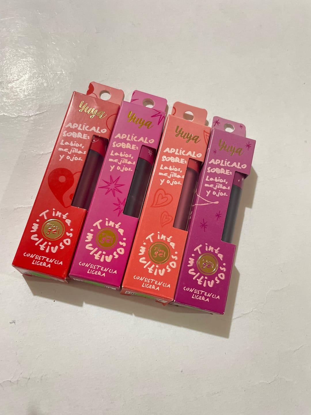Customer photo review of Tinta Multiusos Fugaz