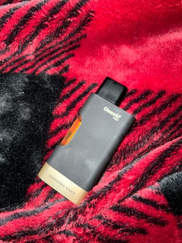 Customer photo review of 1,000mg CBD Full Spectrum Vape Pen