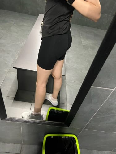 Customer photo review of FitFlex Shorts PUSH UP BOTTOM