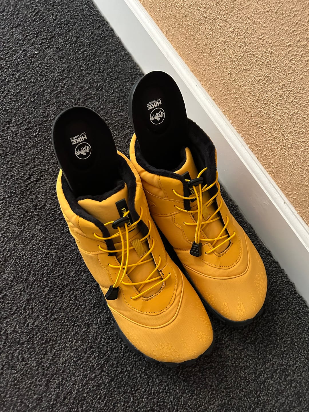 Customer photo review of HIKE® Orthopedic Soles - Pain relieving and shock absorbing foot pads