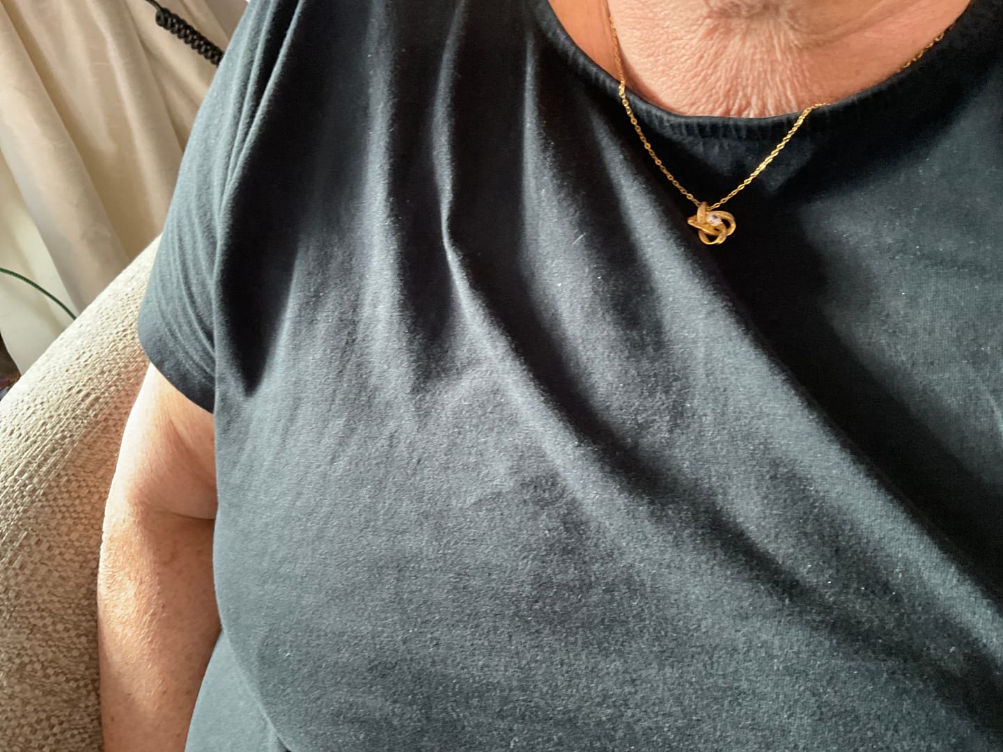 Customer photo review of To My Wonderful Wife Silver Love knot necklace