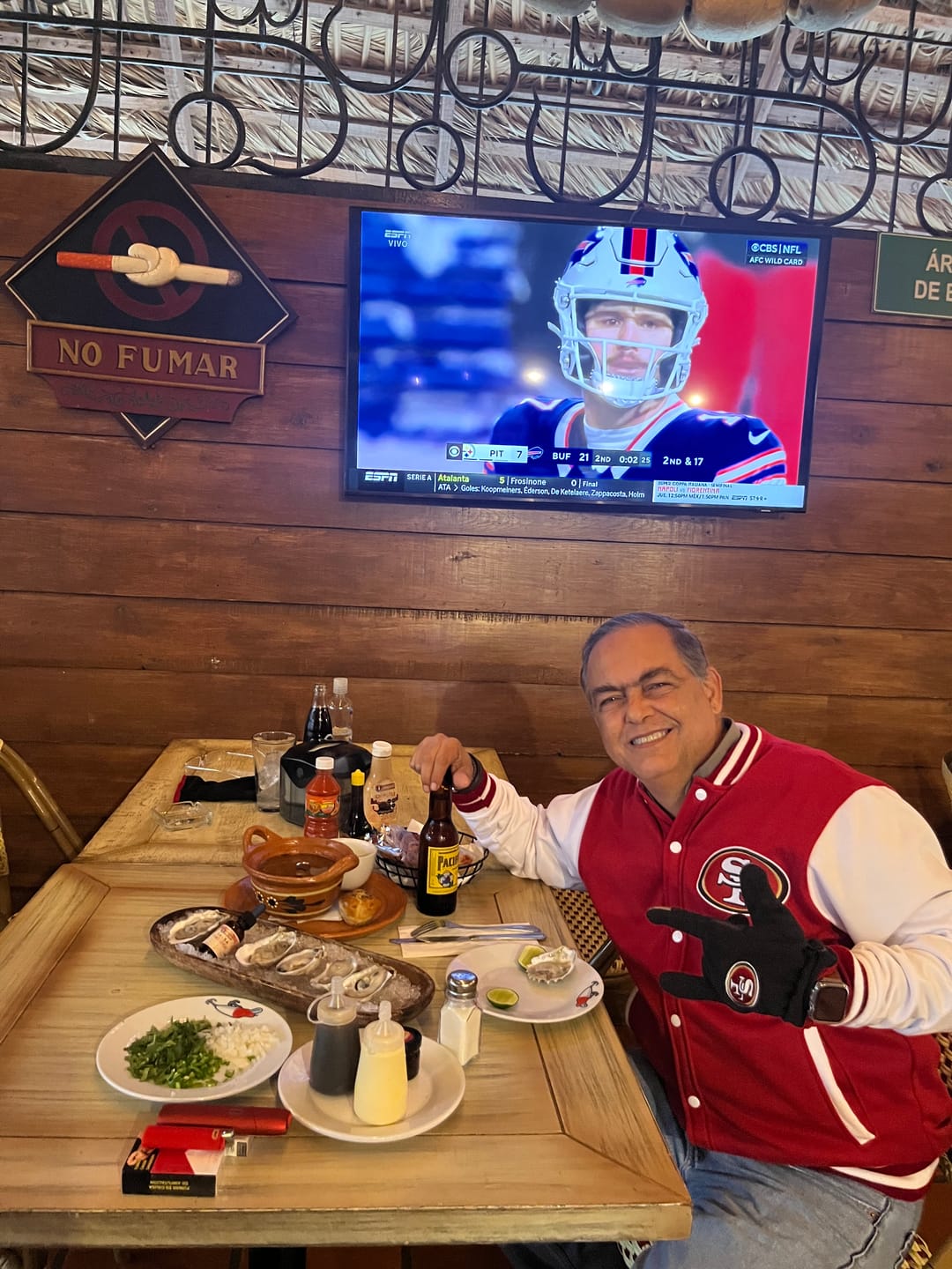 Customer photo review of Chamarra Universitaria NFL 49ers