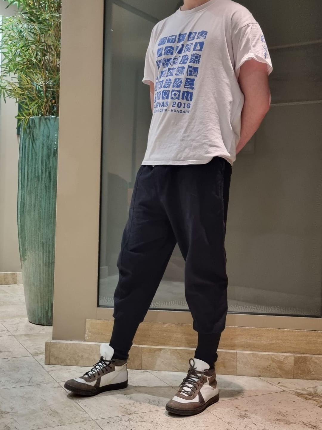 Customer photo review of Gelyu Harem Pants