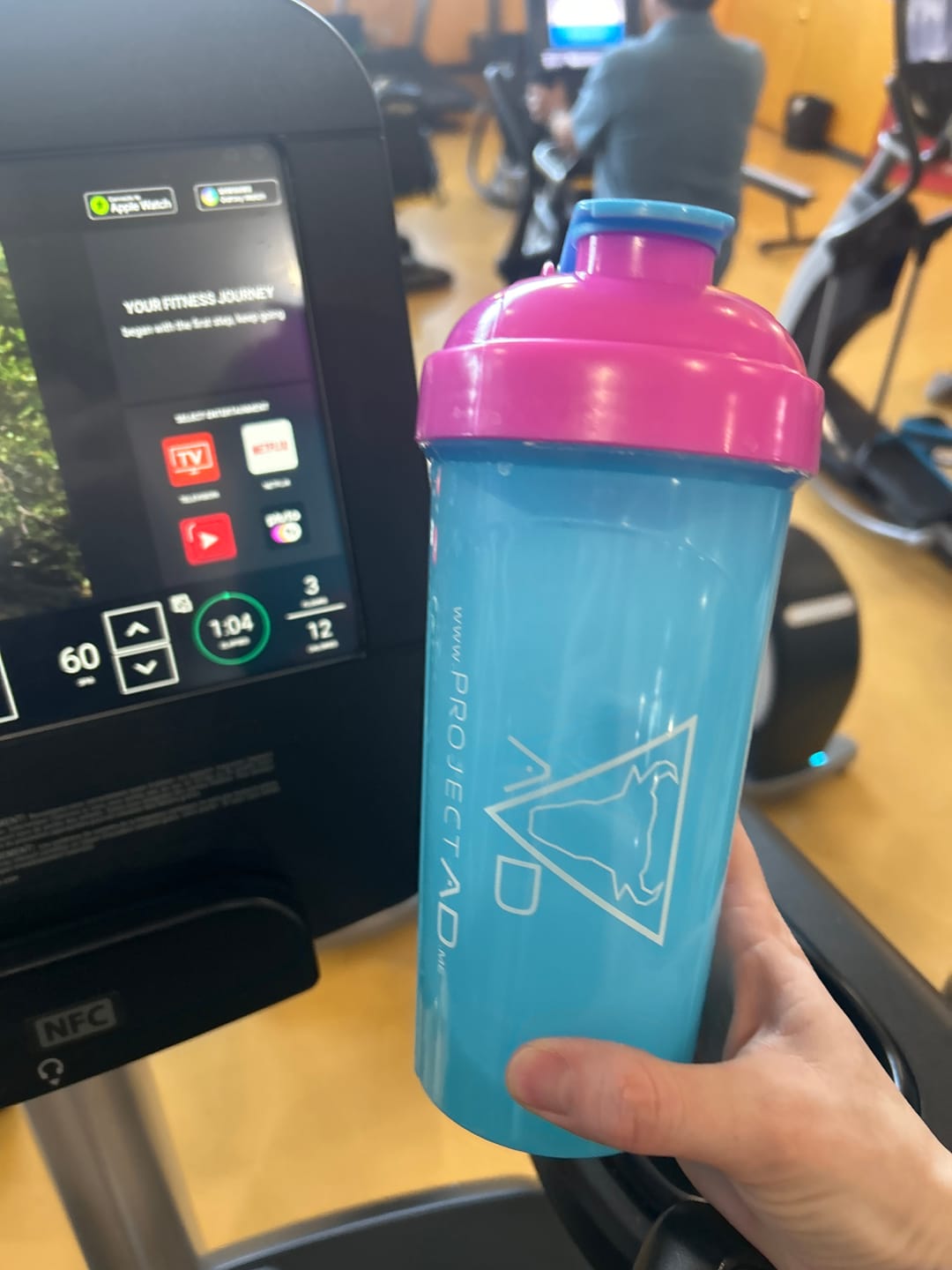 Customer photo review of AMINOTAUR ESSENTIAL™ – Amino Acid Formula