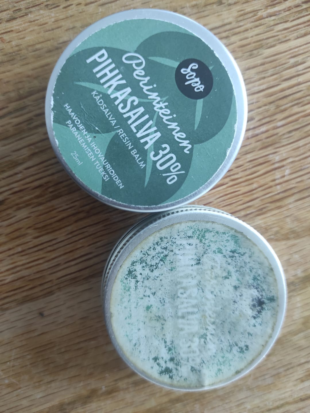 Customer photo review of Perinteinen Pihkasalva - Uusi erä!
