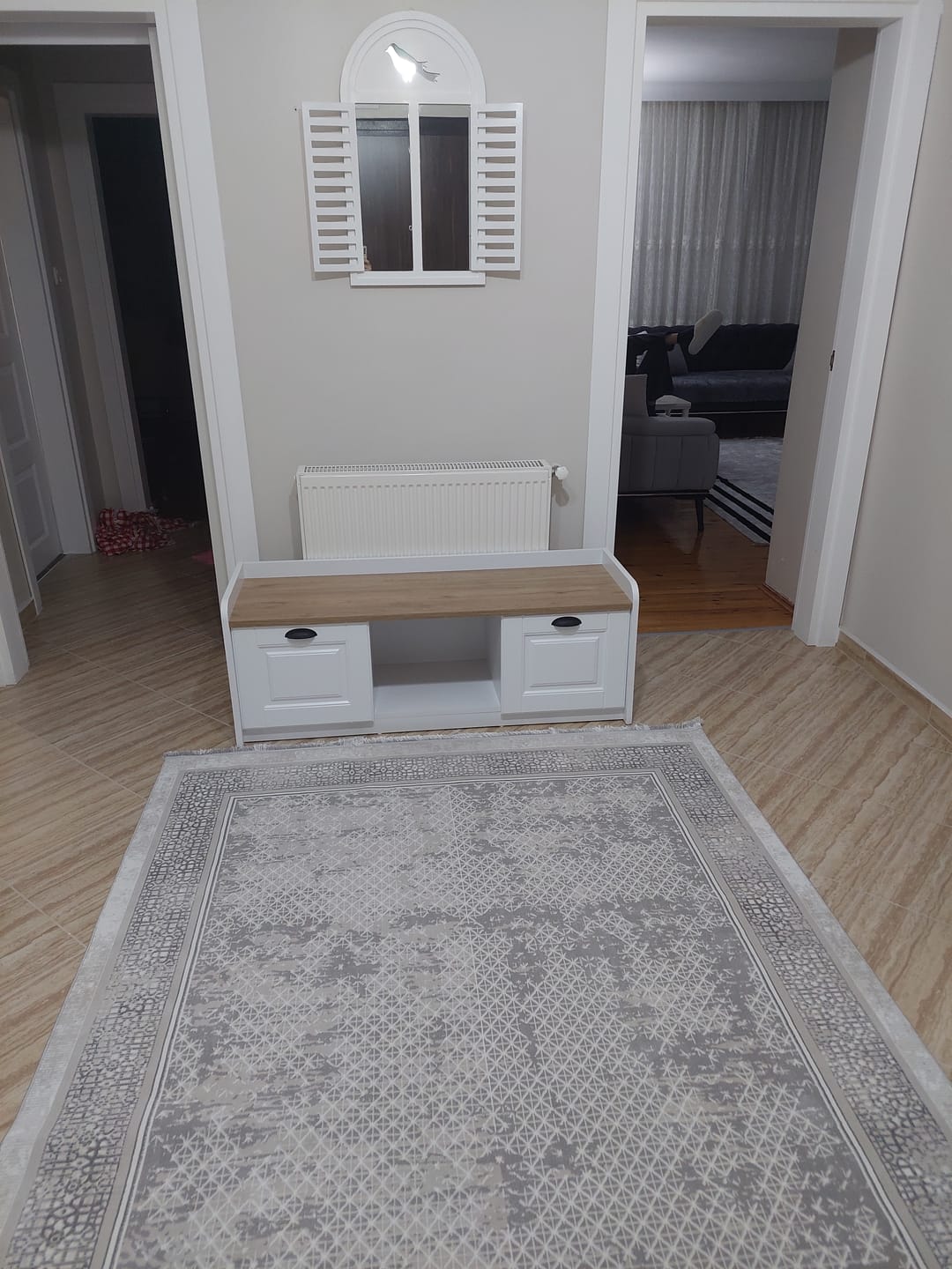 Customer photo review of Rani P2 Modern Ayakkabılık Ayakkabı Dolabı  Renk: Beyaz - S. Ceviz M1